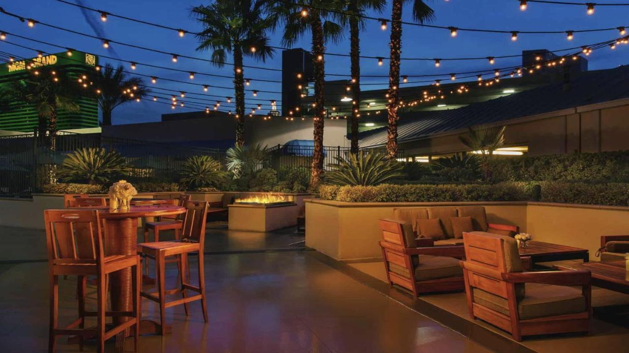 No Resort Fees-Mgm Stripview-Jacuzzi-Formula 1 Track View ラスベガス エクステリア 写真